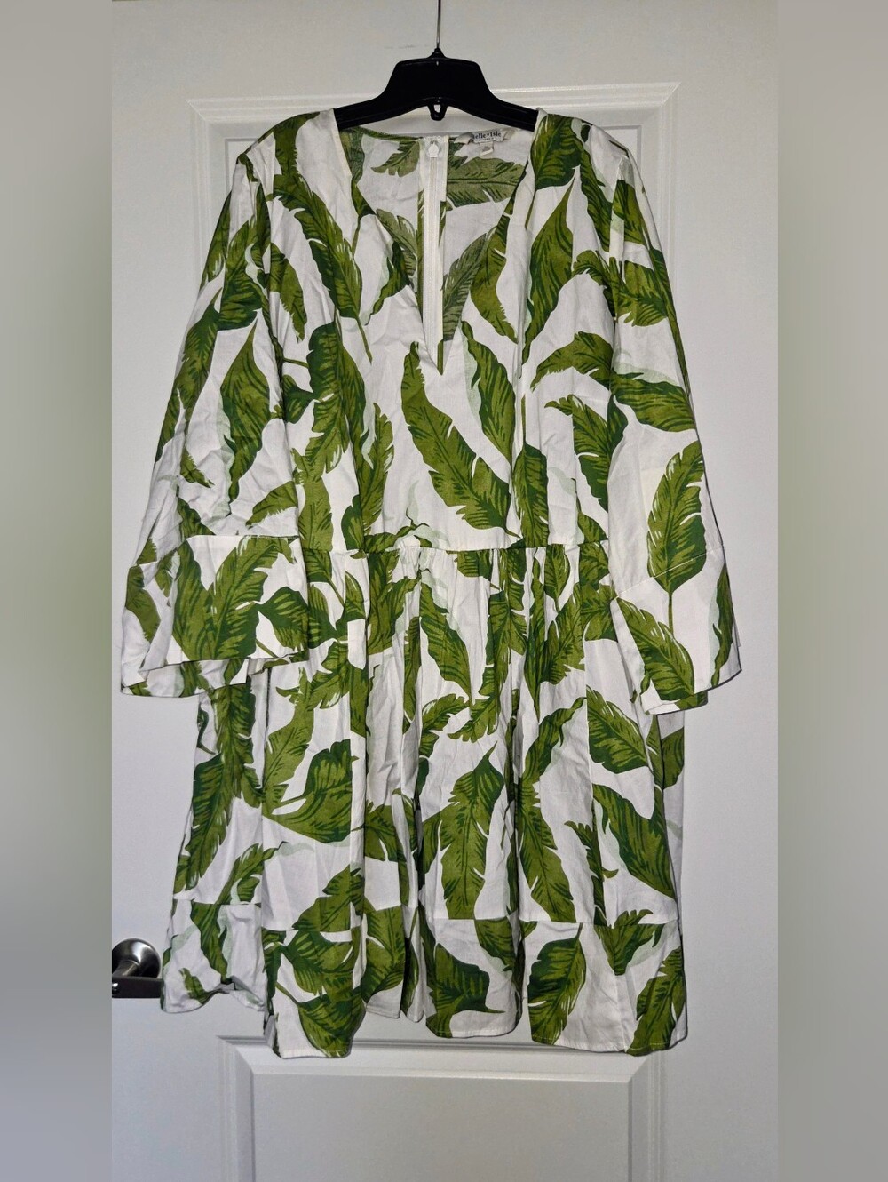 torrid White Dress with Green Leaf Print - Long Sleeve